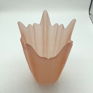 Vintage mid century Viking Fan Swung Satin Glass Vase Lotus Frosted 7.75”